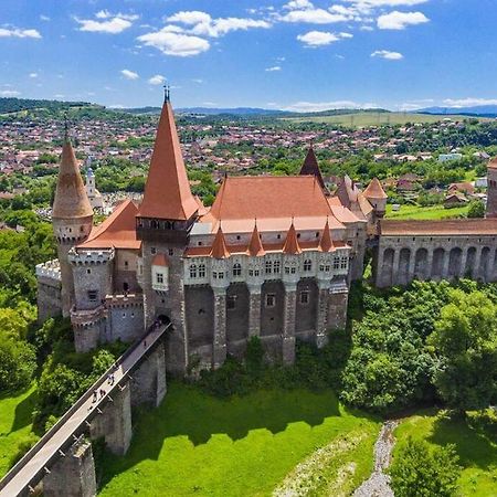 Happy Place :) Hunedoara Esterno foto